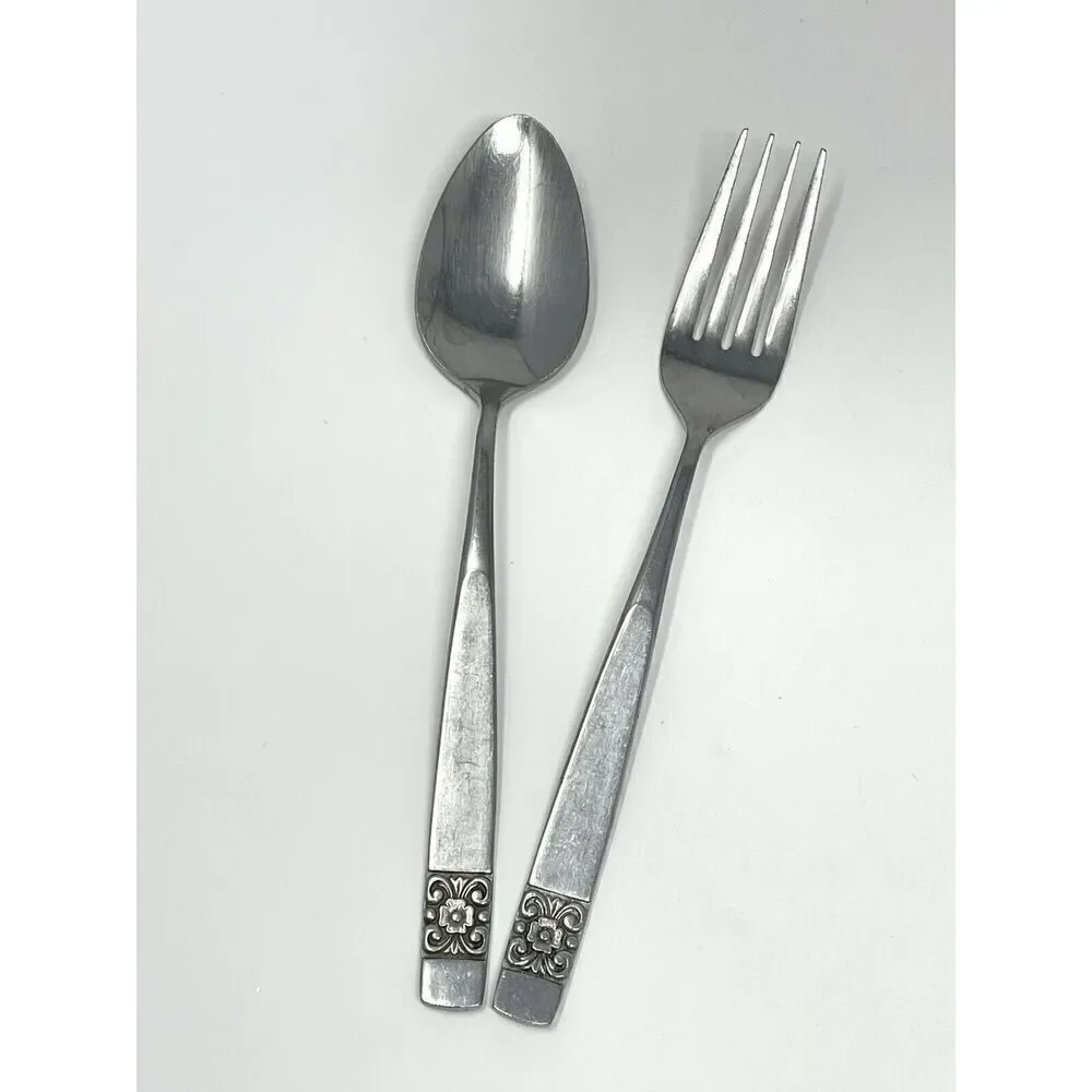 United Silver Stainless Flatware Oval Place Spoon 7.5” Dinner Fork 7.75”